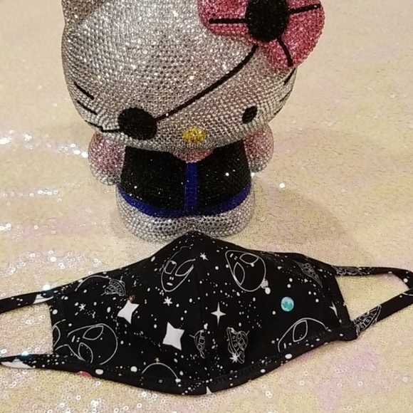 Alien Soft Mask - Picture 2 of 6